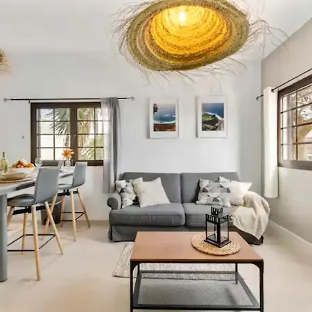 Casa Del Flamboyan Apartment