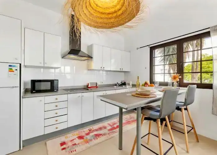 Casa Del Flamboyan Апартаменты *