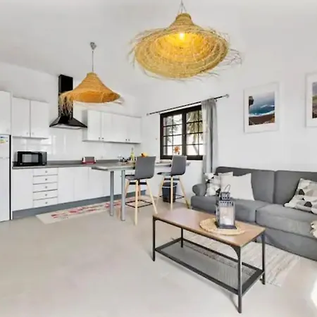 Casa Del Flamboyan Apartment *